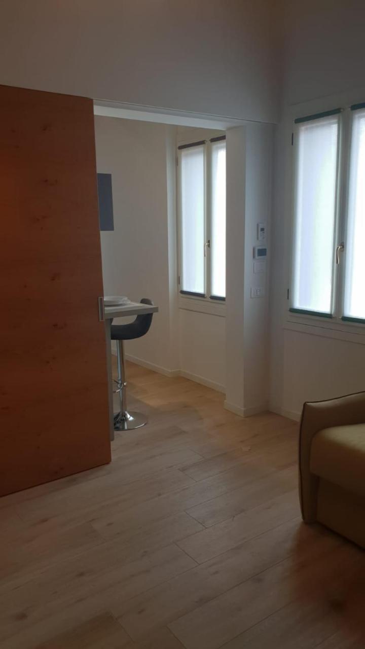 Snc1018 Modern Boutique Apartment Wenecja Zewnętrze zdjęcie
